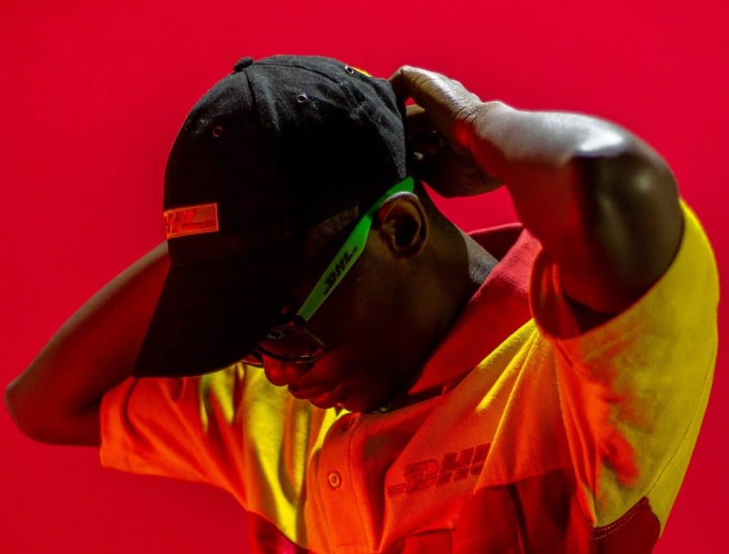 DHL