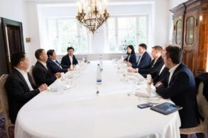 Coopération stratégique industrielle Tan Xuguang MAN Truck & Bus