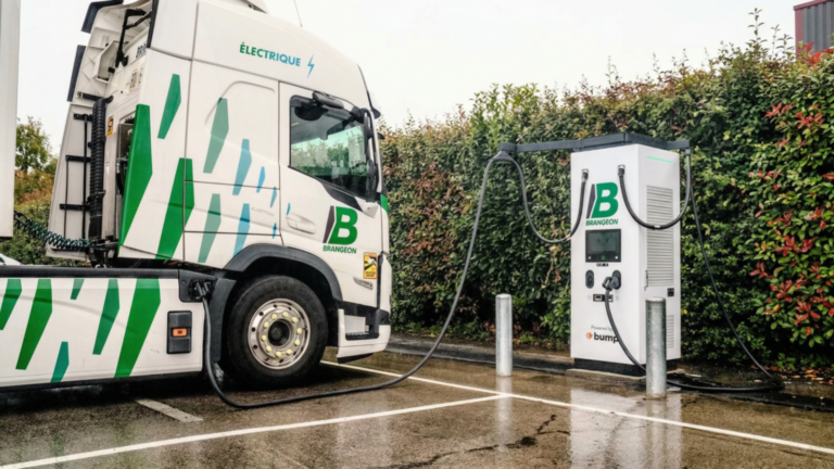 Bump et Nexhos Energies misent sur l’autonomie énergétique des entrepôts