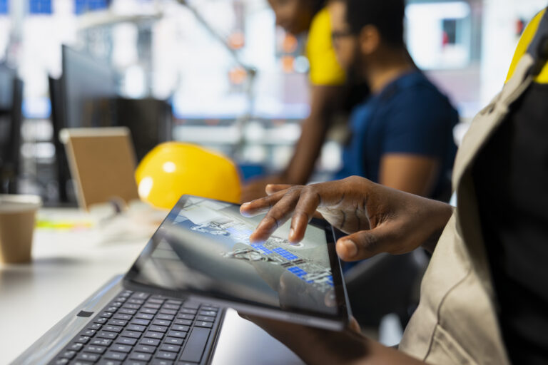 Nearshoring vs offshoring : quel modèle pour sécuriser votre supply chain ?