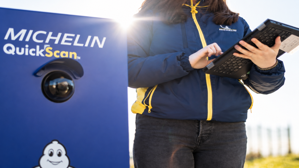 NAZCA de Michelin automatise le recreusage des pneus poids lourds