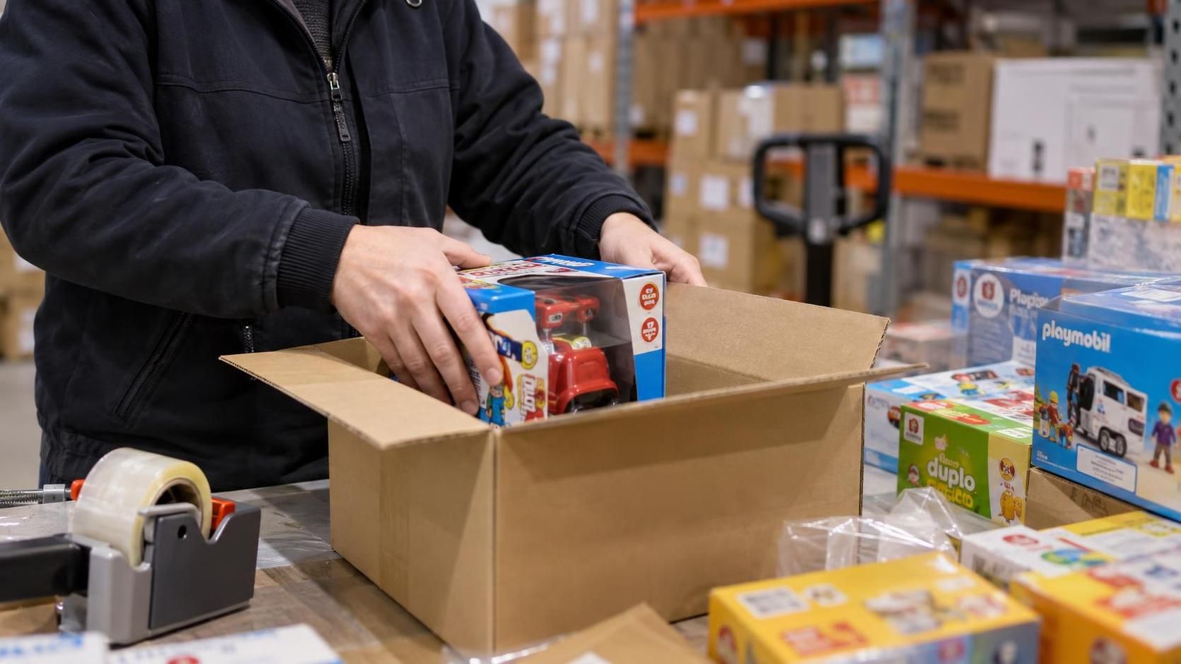 Black Friday et fêtes : 7 actions pour préparer son entrepôt au pic d’activité
